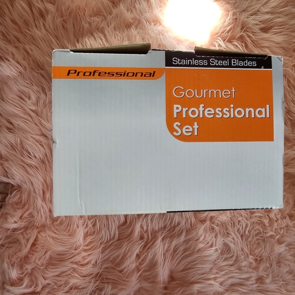 Professional Gourmet Set, chef slicer, shredder, peeler, scissors - Picture 3 of 5